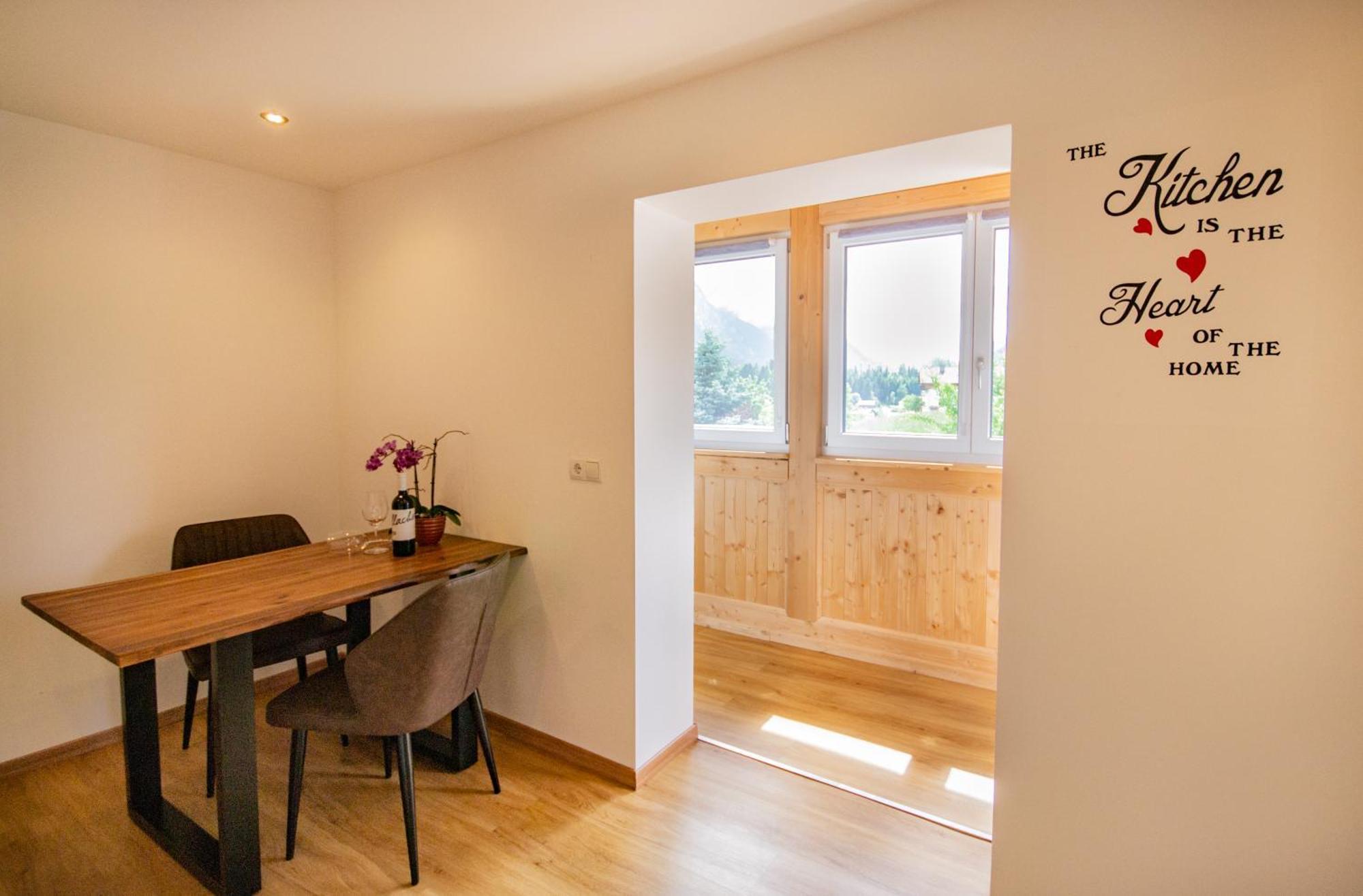 Apartmán Cafe Max 2 Trins Exteriér fotografie